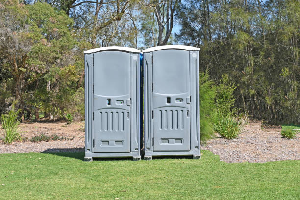 Best VIP or Luxury Restroom Trailers  in Burley, WA